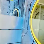 Moderne Vieille Parking Gratuit 阿讷西